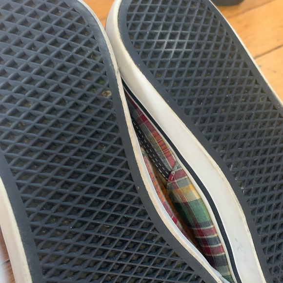 Vans! - Picture 3 of 9